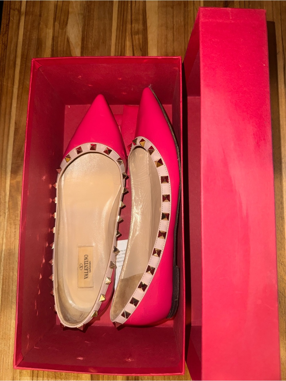 Valentino Fuchsia Rockstud Pointed Leather Flats